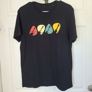 (1722) Retro Vintage Guitar Pick T-Shirt, Size: Small  Color: Black
